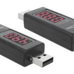 DELOCK αντάπτορας USB 65569 με οθόνη ένδειξης V/A, έως 5V/4A, μαύρος - 4043619655694