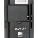 POWERTECH φορτιστής μπαταρίας κινητών QC64 με οθόνη, USB, μαύρος - 5210131086551