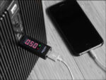 DELOCK αντάπτορας USB 65569 με οθόνη ένδειξης V/A, έως 5V/4A, μαύρος - 4043619655694 - Image 2