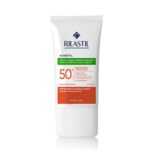 Rilastil Sun System SPF50+ Acnestil Αδιάβροχη Αντηλιακή Κρέμα Προσώπου Για Λιπαρή Επιδερμίδα με SPF50+ 40ml