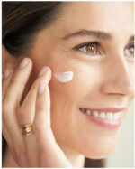 Nivea Cellular Luminous 630 Anti Spot Κρέμα Προσώπου Νυκτός για Ενυδάτωση, Αντιγήρανση & Ατέλειες με Υαλουρονικό Οξύ 50ml (94134) - Image 3