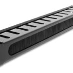 DELOCK cable management 67628 για rack 19"/1U, με βούρτσα προστασίας, μεταλλικό, μαύρο - 4043619676286