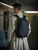 ARCTIC HUNTER τσάντα πλάτης B00915 με θήκη laptop 15.6", USB, 20L, μαύρη - 6977993101035 - Image 2